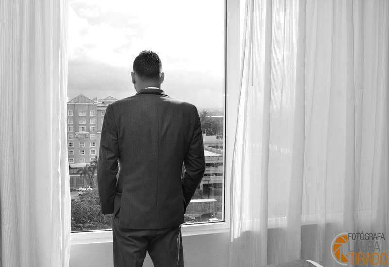 Groom, Roberto Rosado